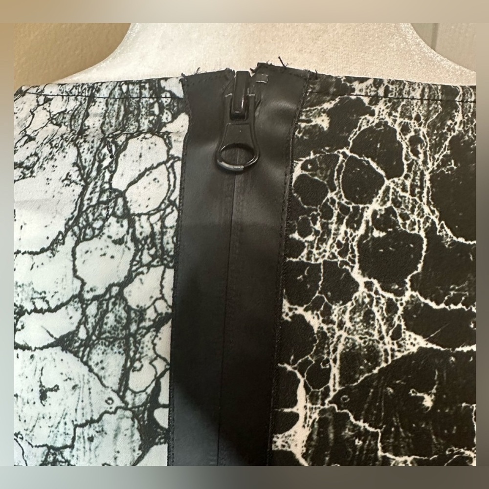 Shakuhachi abstract dress tunic leather sleeve size medium goth artsy size M - Picture 7 of 9